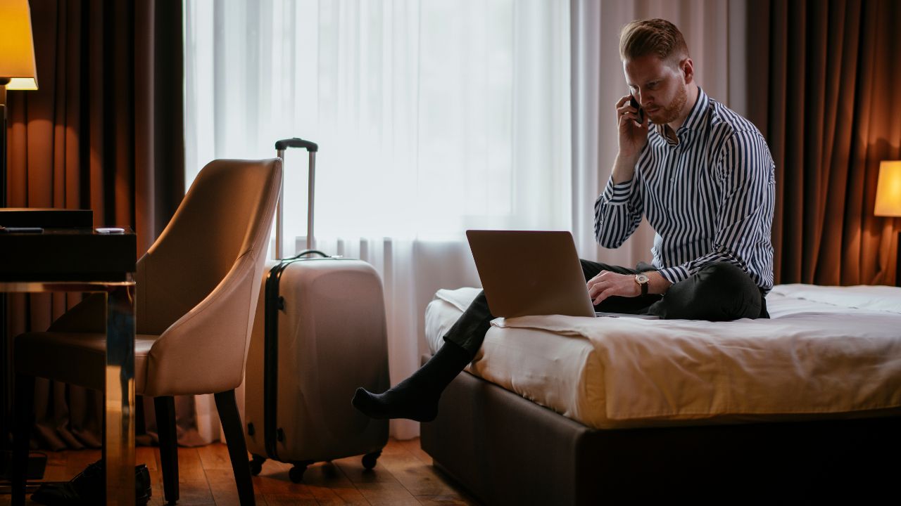 Hotels where you can use a laptop